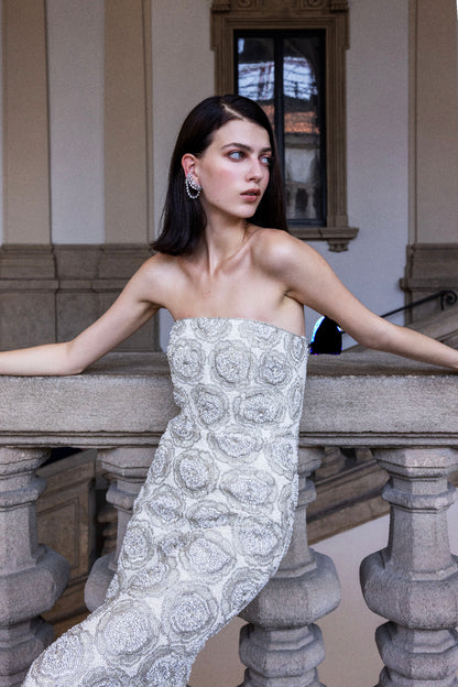 Sttrapless Fitted Rose Dress