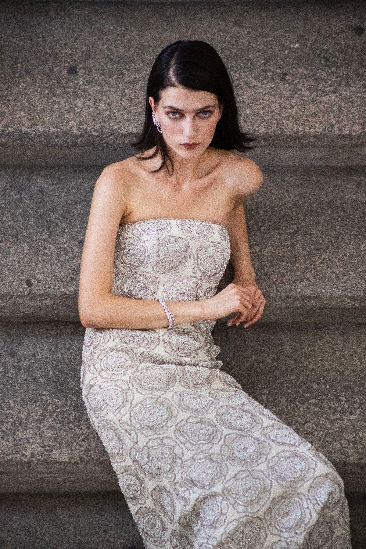 Sttrapless Fitted Rose Dress